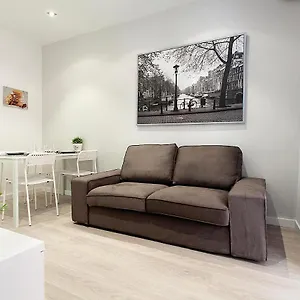 Miquel Angel - Apartment In Sants Large Community Terrace Apartment Barcelona
